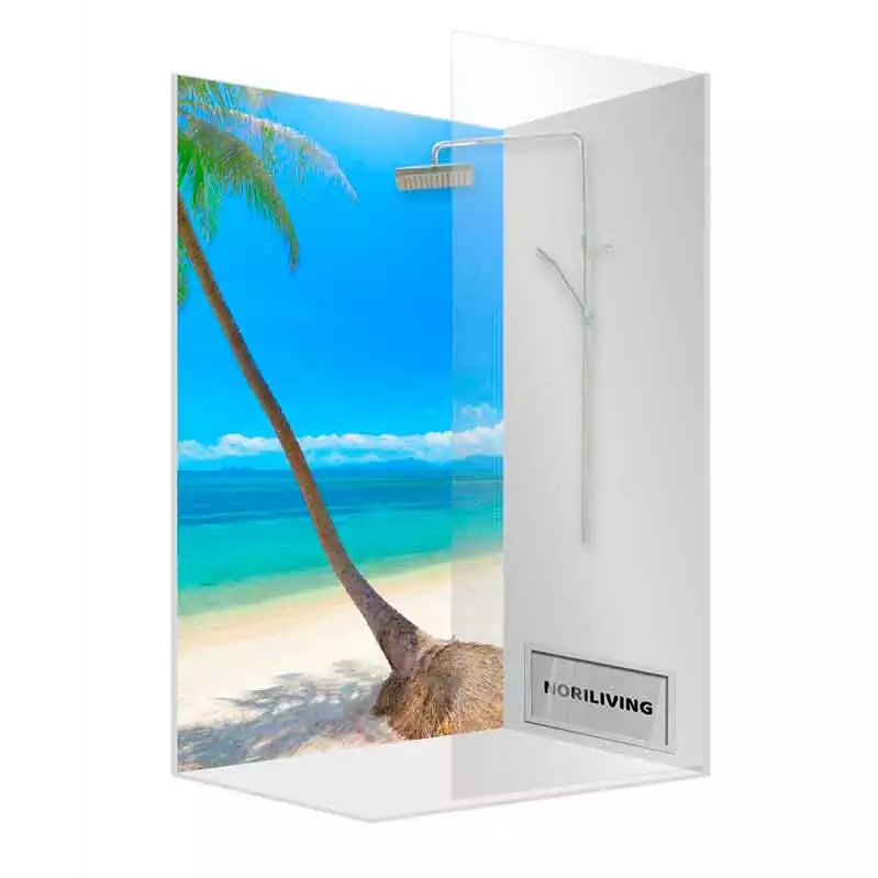 Duschkabine mit exotischem Strandbild und Palme im Hintergrund, ideal für ein tropisches Badezimmerambiente