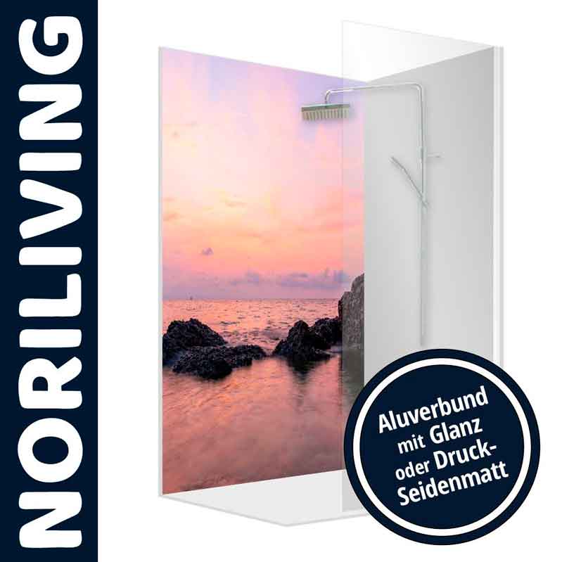 Bild einer Duschrückwand von Noriliving mit einem Sonnenuntergang über dem Meer, erhältlich in Glanz oder Seidenmatt.