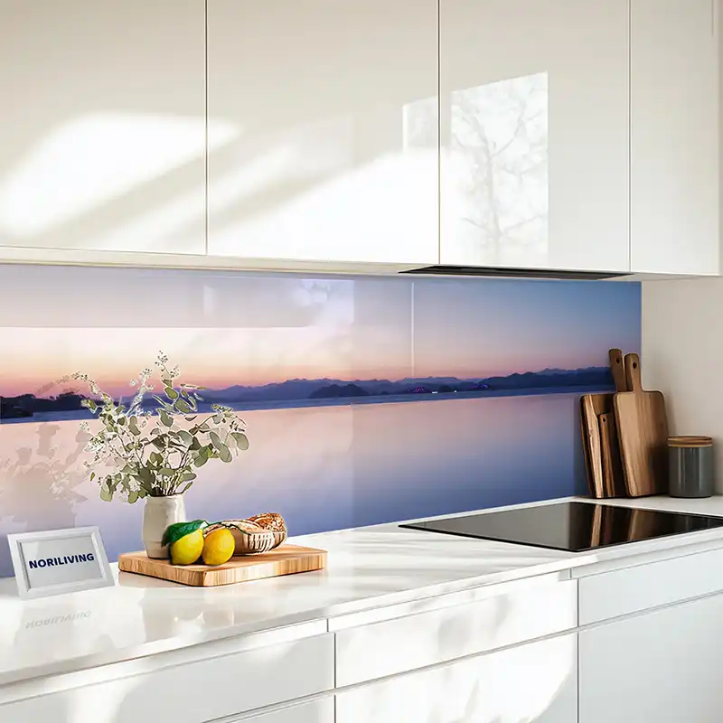 Küchenrückwand Echtglasoptik Profiline Abendstimmung am ruhigen See mit Bergsilhouette 394
