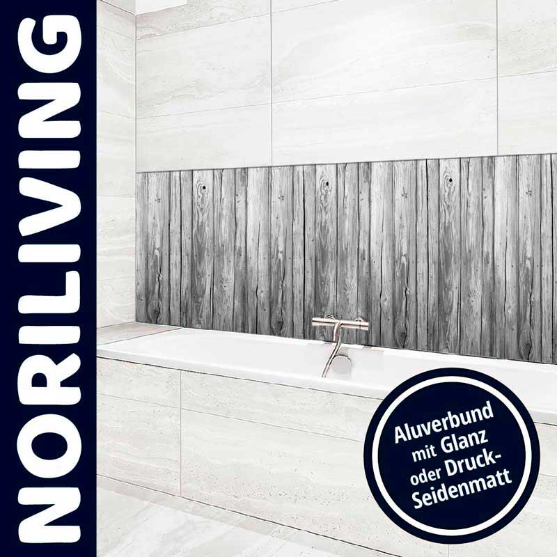 Badezimmer mit eleganter Aluverbundverkleidung in Holzoptik von Noriliving