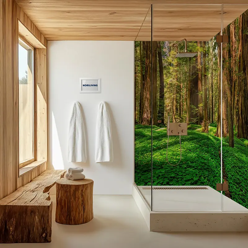 Modernes Badezimmer mit Glasdusche und großem Waldmotiv