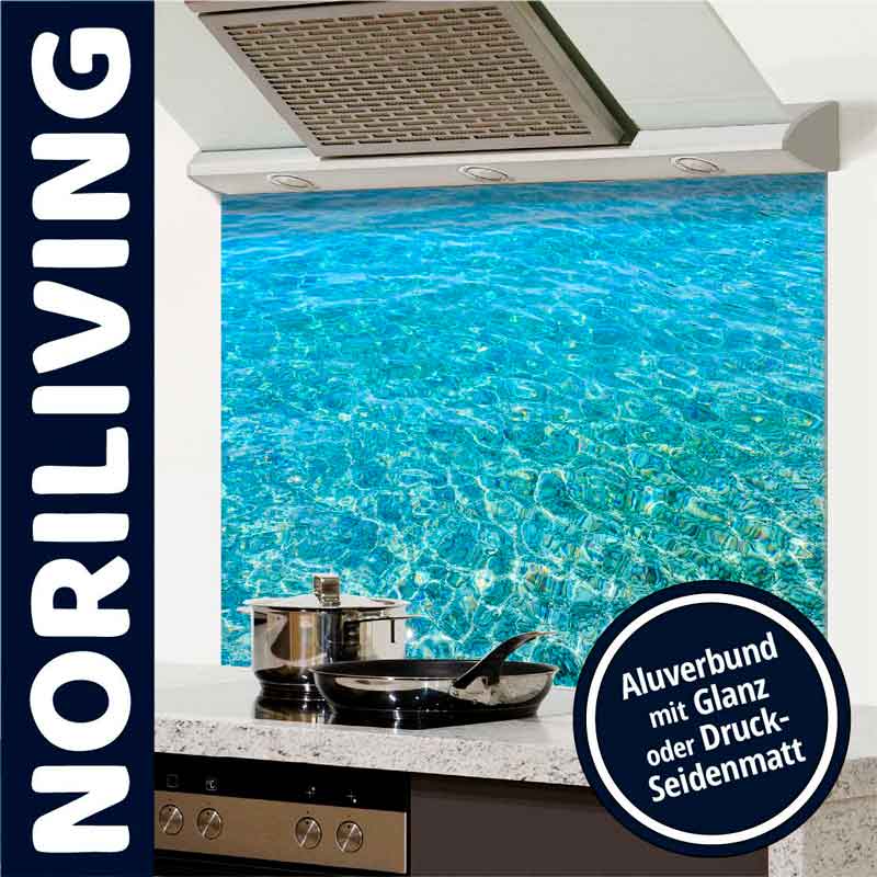 Küchenrückwand mit Wasserdesign, montiert über Herd mit Töpfen, Alu-Verbund mit Glanz oder Druck-Seidenmatt