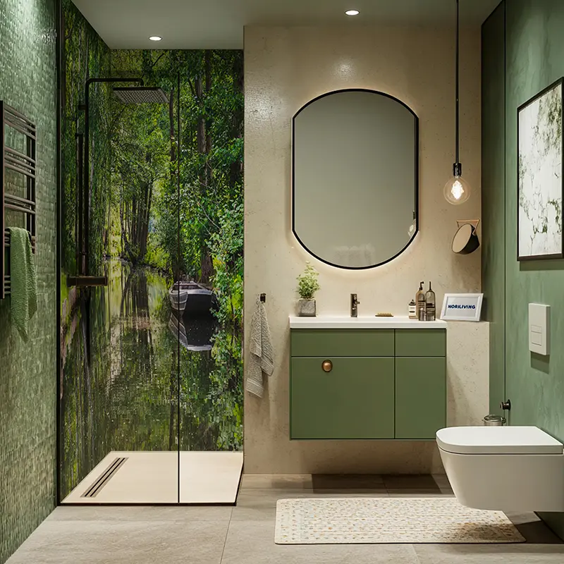 Grünes Bad mit Hängewaschtisch und Dusche mit Waldprint