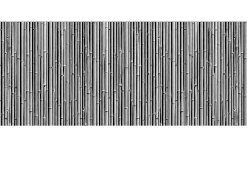 Graue Bambusmatte als Sichtschutz oder Dekorelement