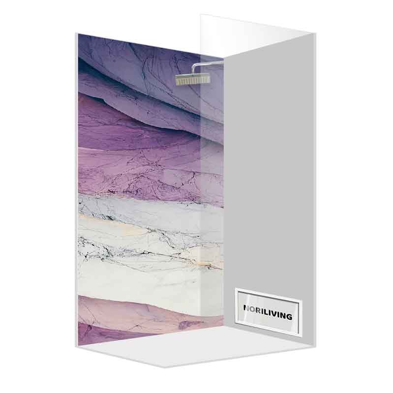 Duschkabine mit violettem und weißem Marmormuster von Nori Living