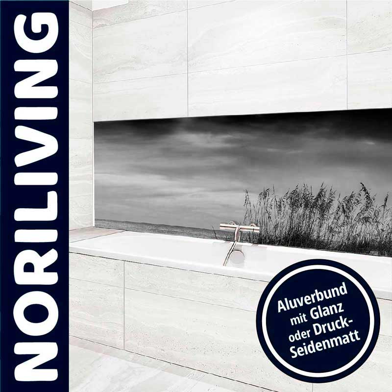 Elegantes Badezimmerdesign mit Aluverbund in Glanz oder Druck-Seidenmatt Moderne Badezimmerverkleidung aus Aluverbund mit glänzender oder seidenmatter Oberfläche und Naturmotiv.