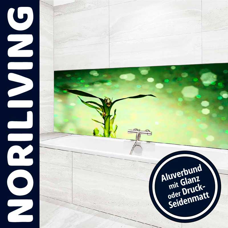 Design-Badrückwand aus Aluverbund für moderne Bäder - NORILIVING Moderne Badrückwand aus Aluverbund mit grünem Naturmotiv von NORILIVING