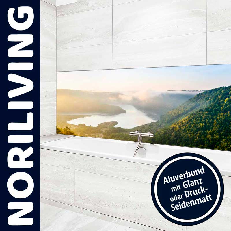 Stilvolles Badezimmer mit modernem Aluverbund-Wandschutz Elegantes Badezimmer mit Landschaftspanel und Aluverbund-Optionen
