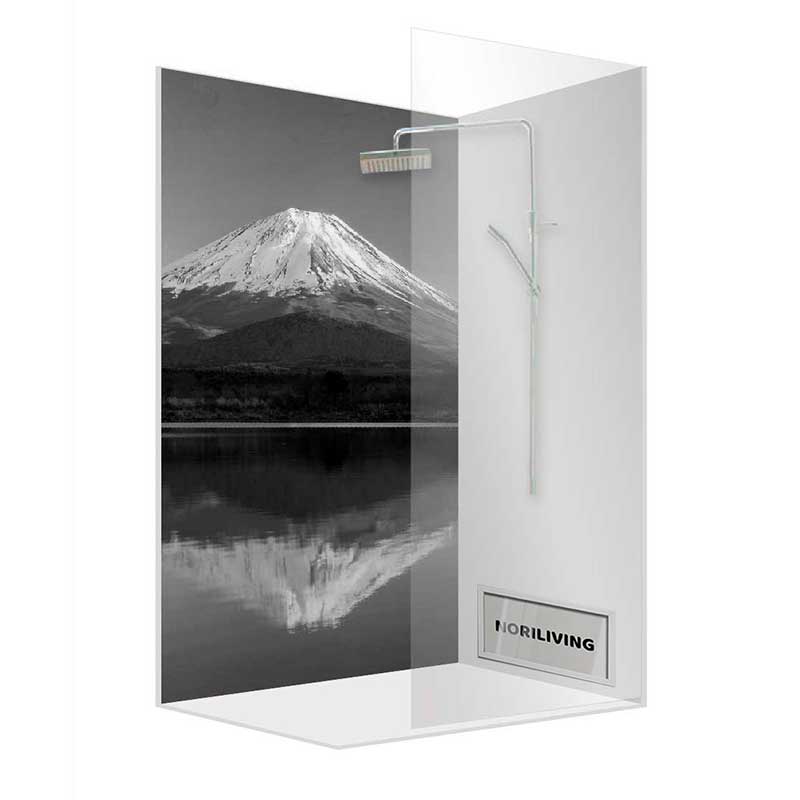Modernes Duschpaneel mit Bergmotiv - NORLIVING Dusche mit stilvollem Bergmotiv an der Glaswand von NORLIVING