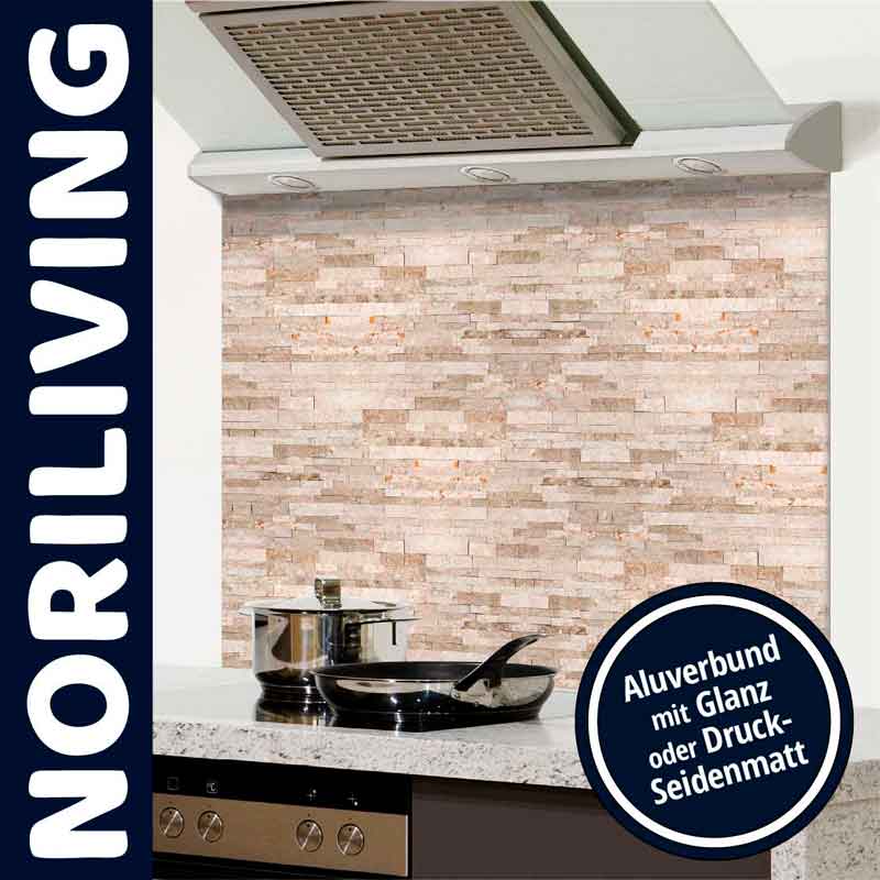 Küchenrückwand in moderner Ziegeloptik aus Aluverbund, geeignet für elegante Küchen.