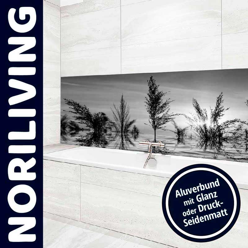 Bad mit stilvollem Aluverbund-Wandbild, das Bäume und Wasser spiegelt, von NORILIVING, mit Optionen in Glanz oder Seidenmatt