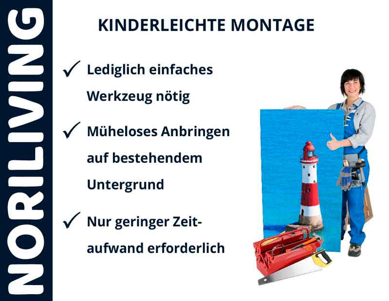 Person zeigt kinderleichte Montage von Wanddekoration mit Leuchtturm-Motiv