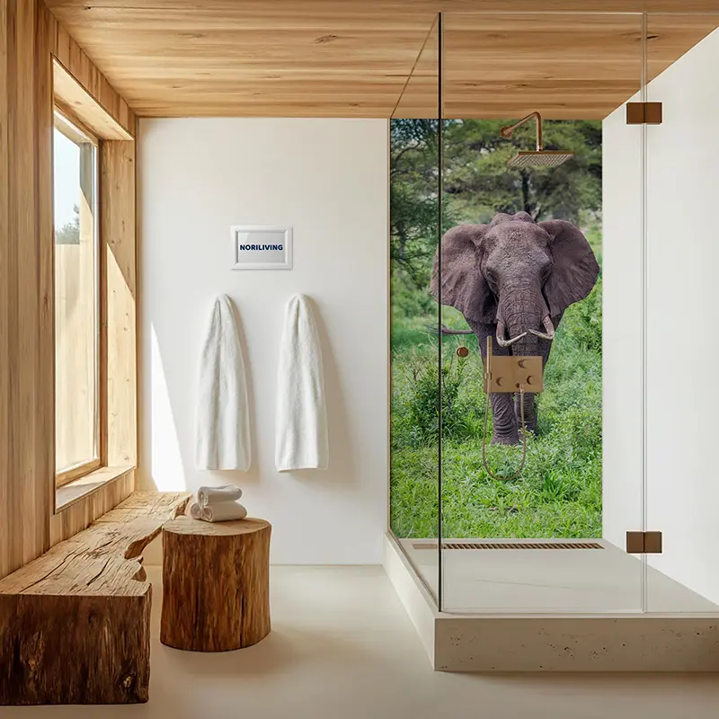 Helles Holzbad mit Duschwand und Elefantenbild