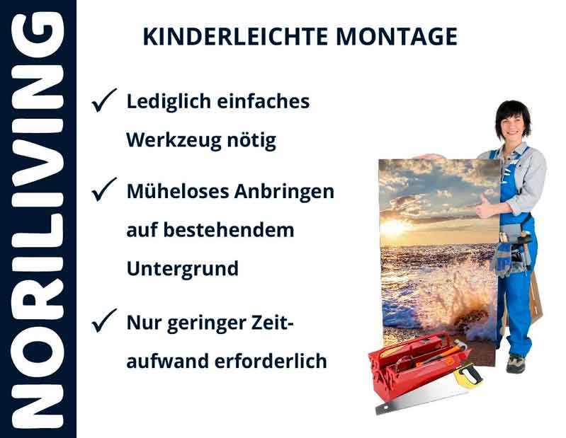 Person zeigt auf ein Wandbild mit Tipps zur einfachen Montage