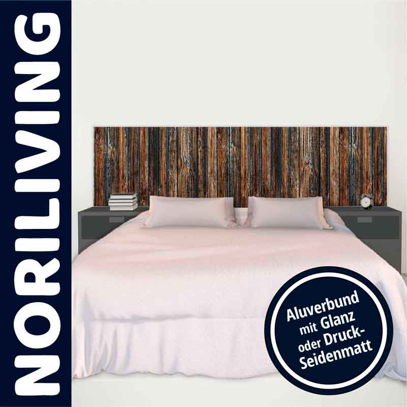 Doppelbett mit rustikalem Holz-Design-Kopfteil und Nachttischen, erhältlich bei Noriliving