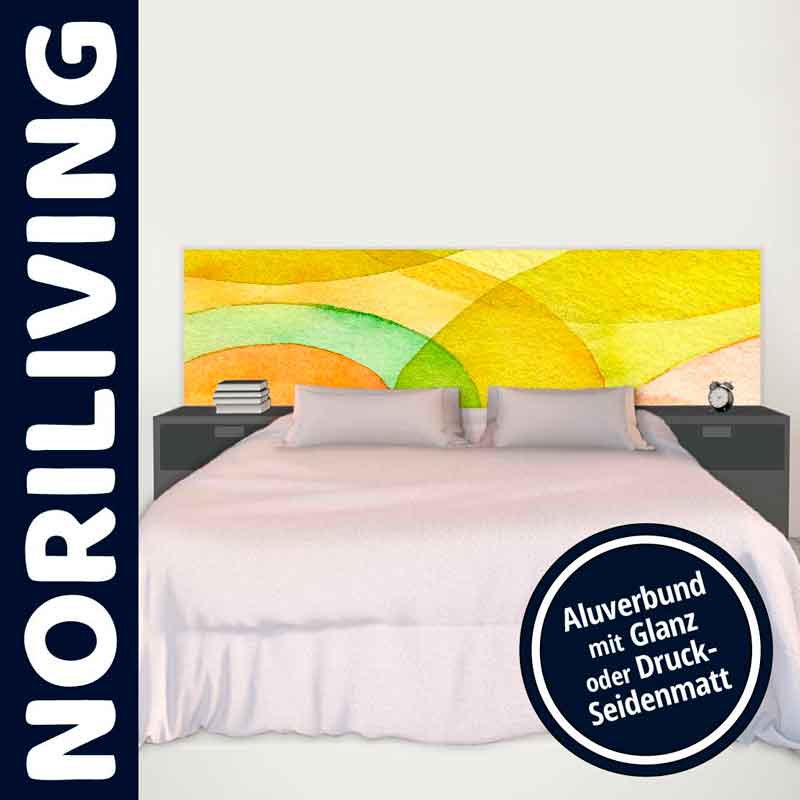 Modernes Schlafzimmer mit buntem Kopfteildesign von Noriliving, umgeben von zwei Nachttischen, erhältlich in Glanz oder Seidenmatt.