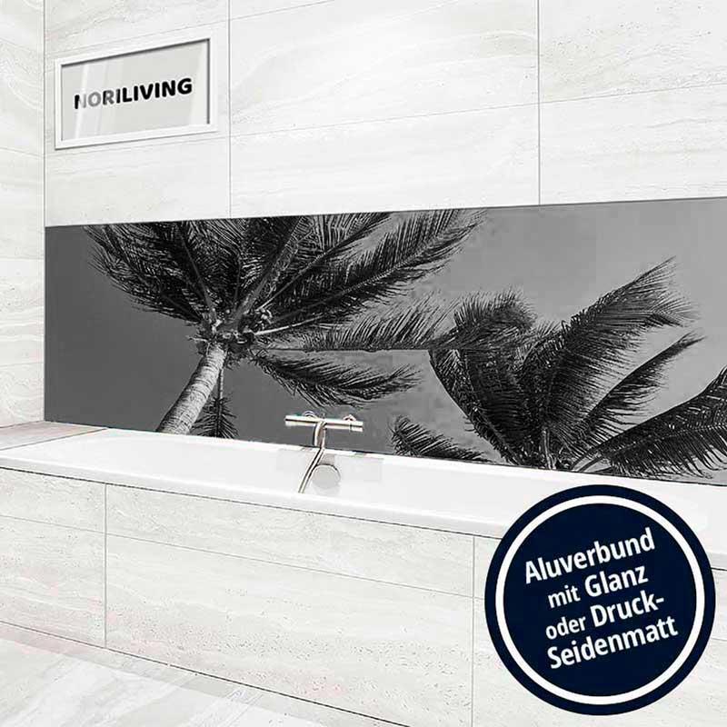 Elegante Badgestaltung mit Aluverbund-Palmen Moderne Badezimmerdekoration mit Palmenmotiv auf Aluverbund