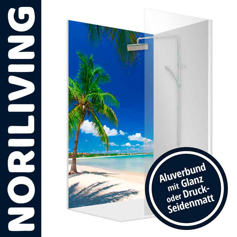 Dekorative Duschrückwand mit tropischem Strandmotiv und Palmen
