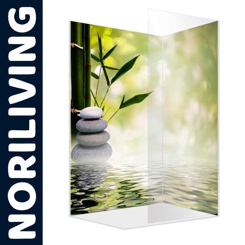 Duschkabine von Norliving mit natürlichem Bambus-Motiv und Zen-Steinen über Wasser