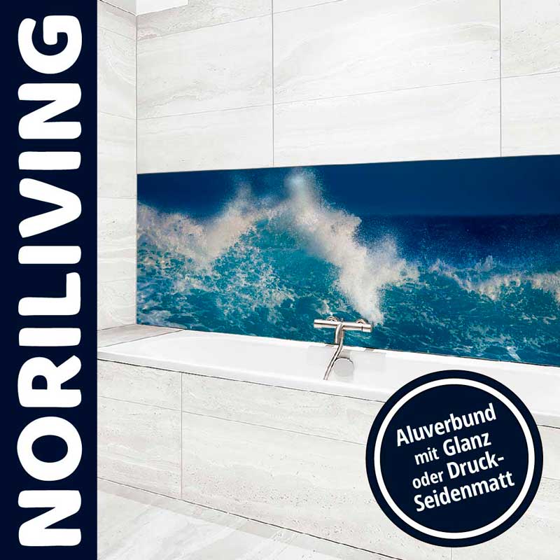Moderne Badezimmergestaltung mit Aluverbund-Panel in Ozeandesign Elegantes Badezimmer mit einer Aluverbund-Rückwand im Ozeanmuster, präsentiert von NORILIVING.