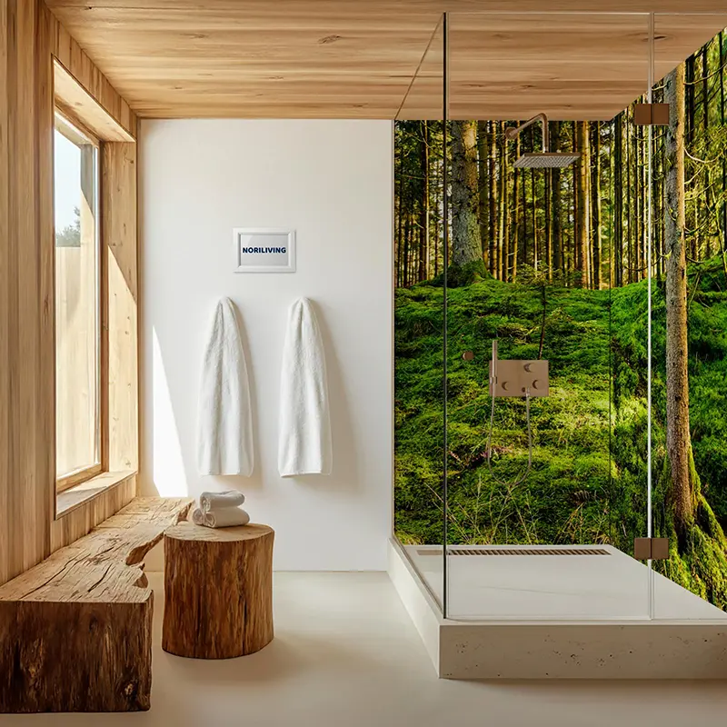 Holz-Bad mit Glasdusche und Waldmotiv