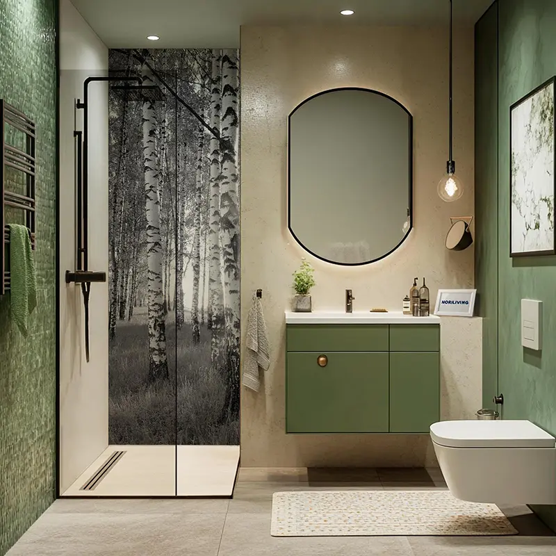 Badezimmer mit Dusche, Birkenwand und runden Spiegel