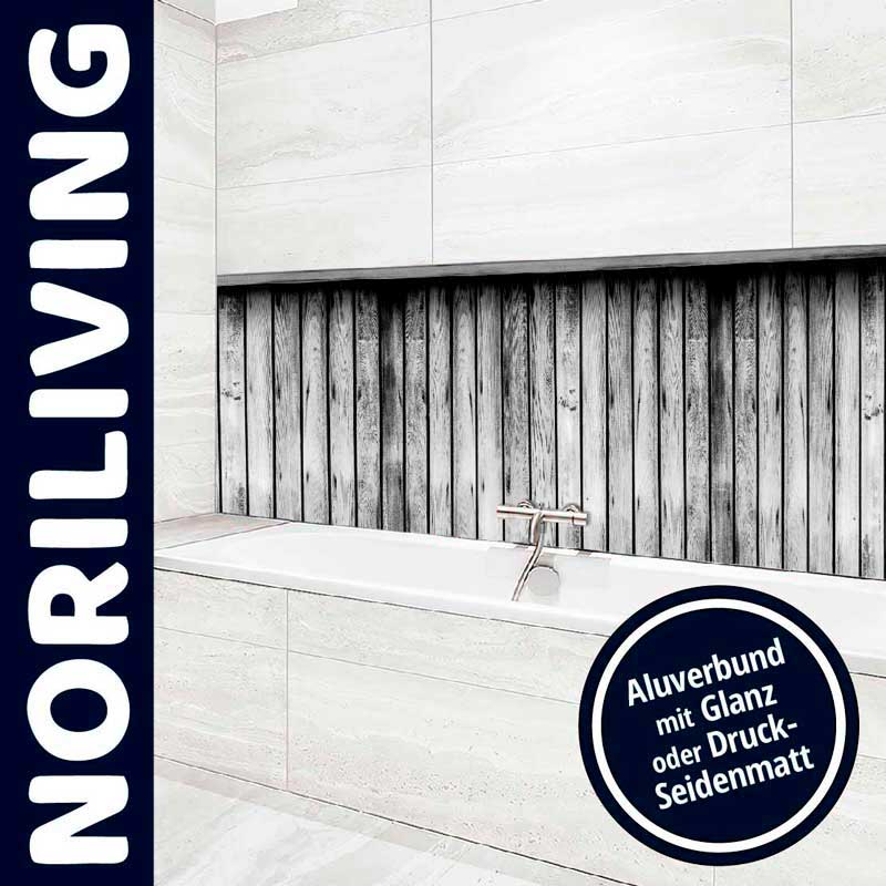 Badezimmer mit grauer Aluverbundverkleidung und Badewanne, Marke NORILIVING, bietet Glanz oder Druck-Seidenmatt Optionen.