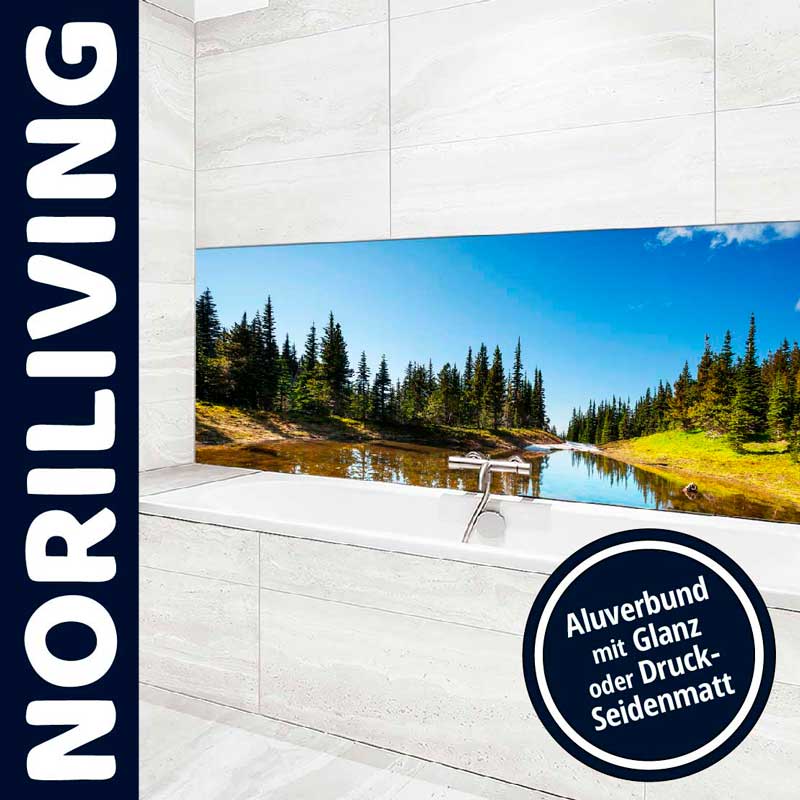 Badezimmer mit Aluminium-Verbundplatte und Naturbild