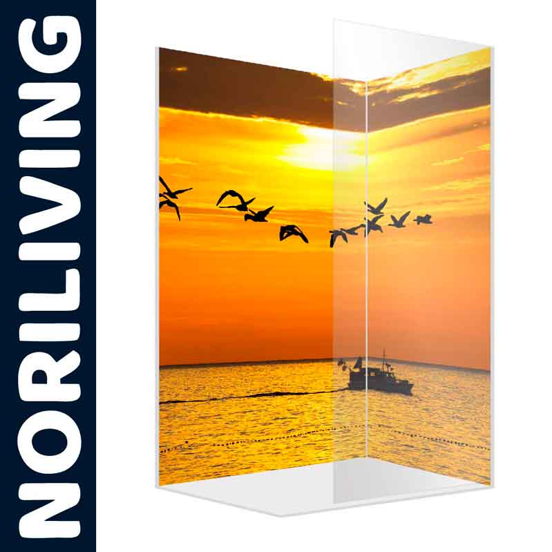 Duschabtrennung von Noriliving mit Sonnenuntergang und fliegenden Vögeln