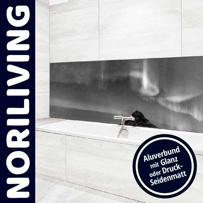 Hochwertige Aluverbund-Hinterwand im Badezimmer mit Glanzeffekt