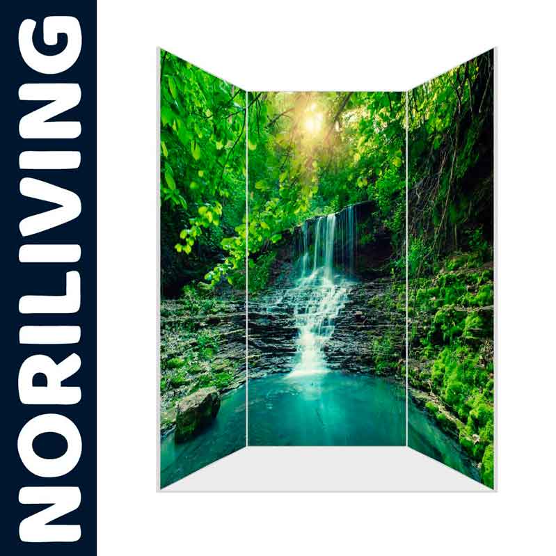 Raumteiler mit einem Bild von einem Wasserfall im Wald, angeboten von Noriliving