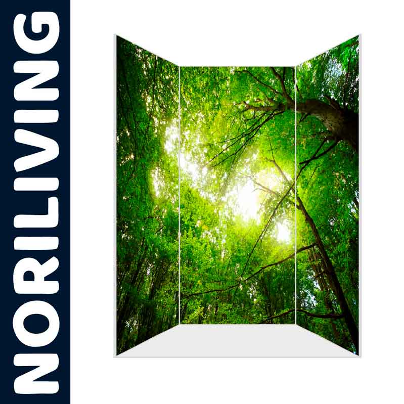 Paravent mit Waldmotiv für natürliche Wohnatmosphäre Paravent mit grünem Waldmotiv für eine entspannte und natürliche Wohnatmosphäre