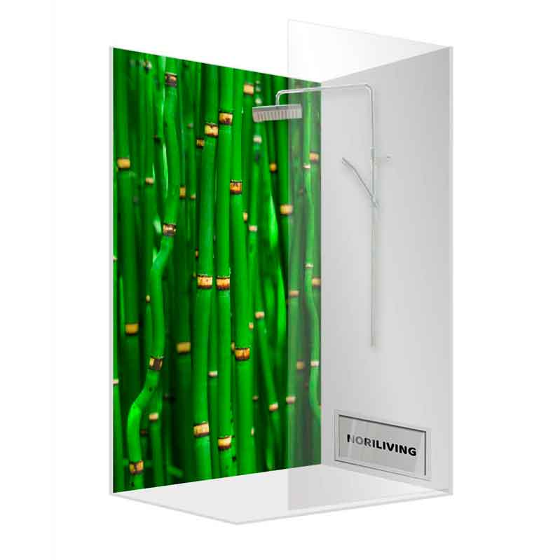 Moderne Duschkabine mit grünem Bambusmotiv an der Glaswand und minimalistischer Duscharmatur
