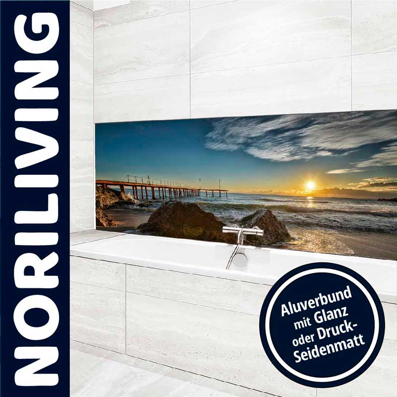 Moderne Badezimmer-Rückwand mit Aluverbund, luxuriösem Glanz oder seidenmattem Druck und malerischem Strandbild