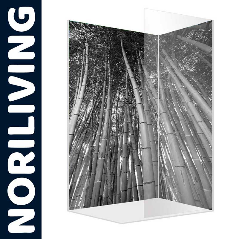 Schwarz-Weiß-Bild einer Bambus-Duschwand von NORILIVING, perfekt für ein modernes Badezimmer