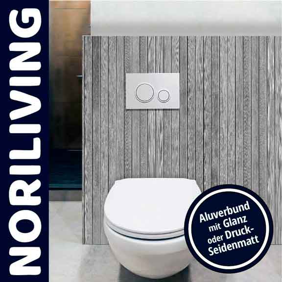 WC mit Holzverkleidung und Aluverbundplatte im Badezimmer