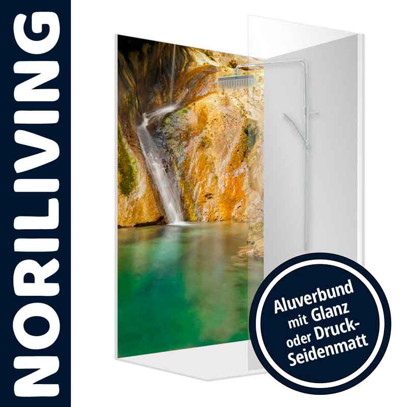 Duschrückwand von NORILIVING mit Wasserfall-Motiv, erhältlich in glänzend oder druck-seidenmatt, in Aluverbund-Design