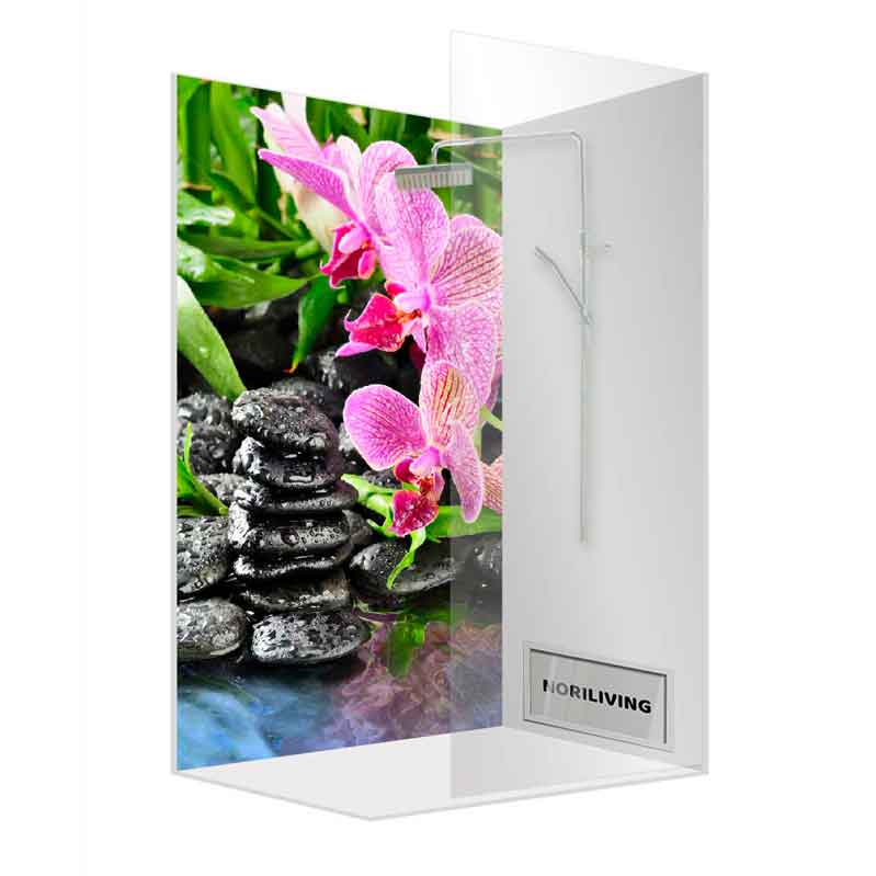 Dusche mit Glaswand, darauf ein Bild von pinken Orchideen und schwarzen Steinen