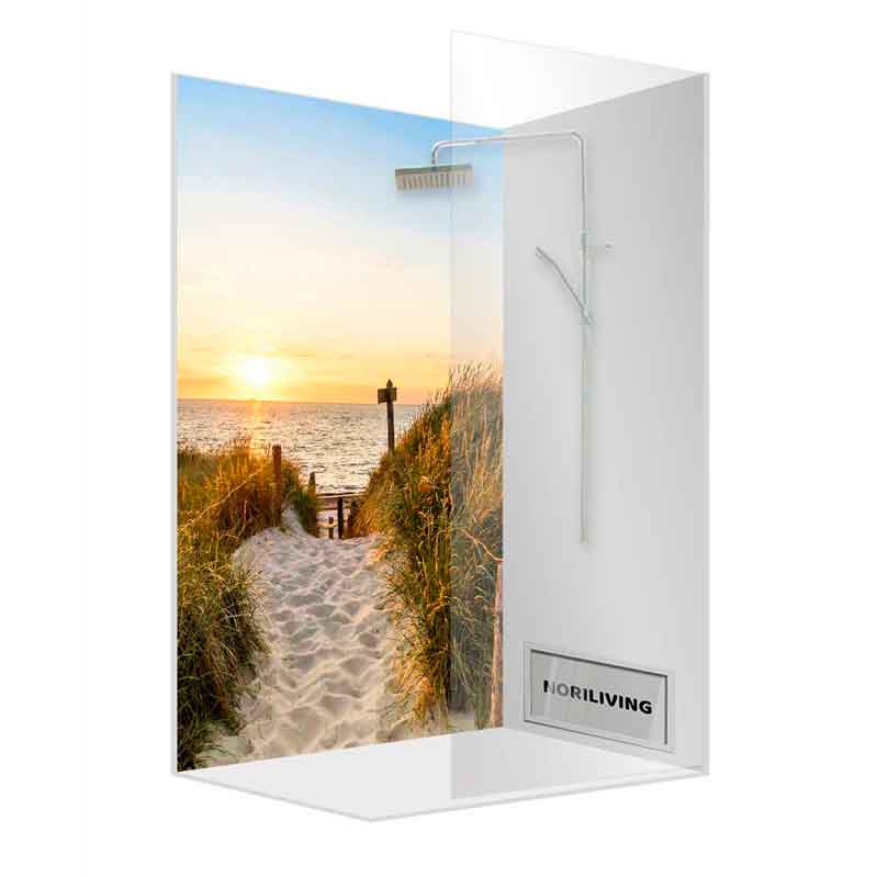 Duschkabine mit Strandmotiv und Sonnenuntergang Moderne Duschkabine mit Glaswand, die ein Strandbild mit Sonnenuntergang zeigt