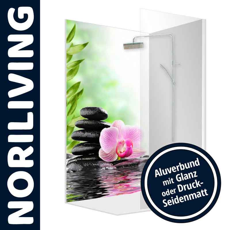 Dekorative Duschwand mit Zen-Steinen und Orchidee für ein entspannendes Badezimmerambiente