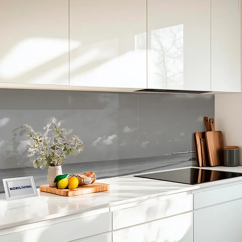 Küchenrückwand Echtglasoptik Profiline tropischer Strand mit einzelner Palme 421 schwarz-weiß