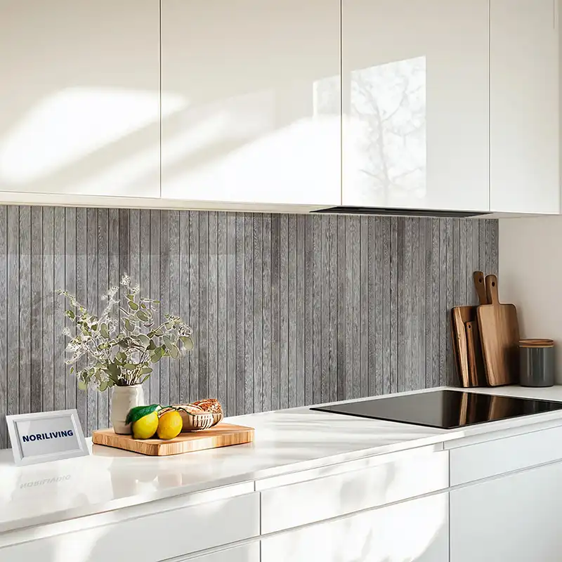 Fliesenspiegel Alu Grauer Holzzaun 286