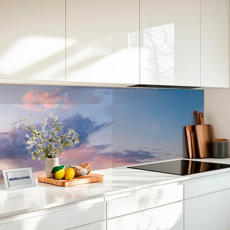 Küchenrückwand Alu Schöne Wolken in der Morgendämmerung 250